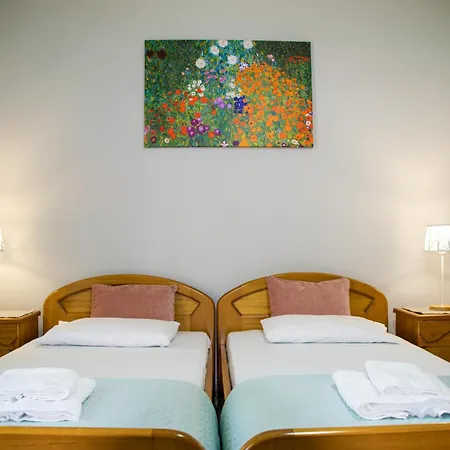 בית נופש Paradise Residency *