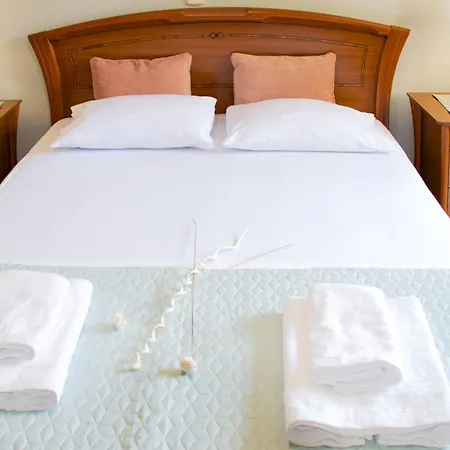 Paradise Residency *