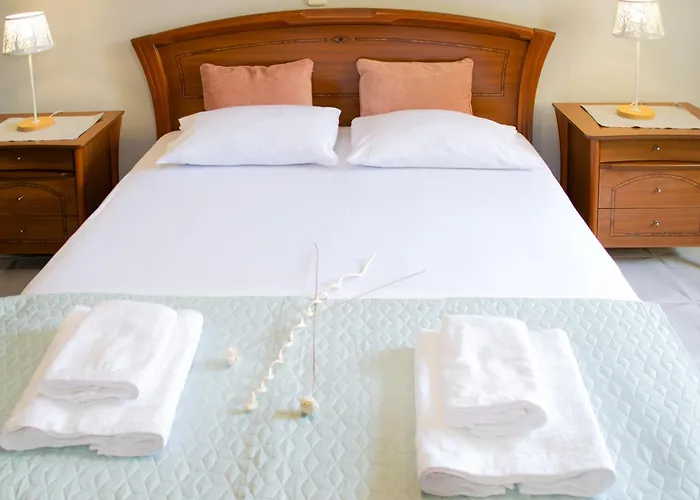 Paradise Residency *